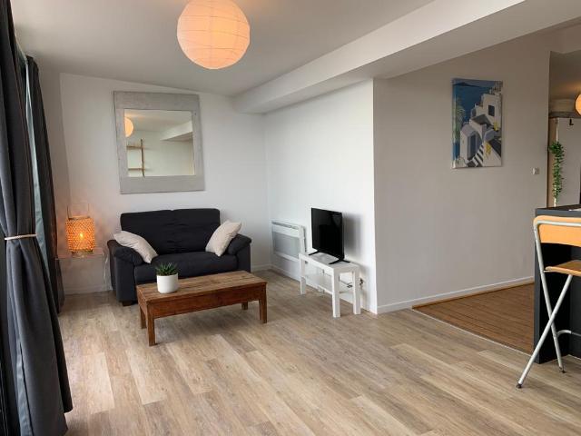 Location Appartement Place des Capucins, Bordeaux