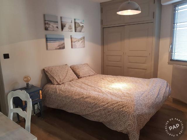 Location Appartement Place des Centuries, Salon de Provence