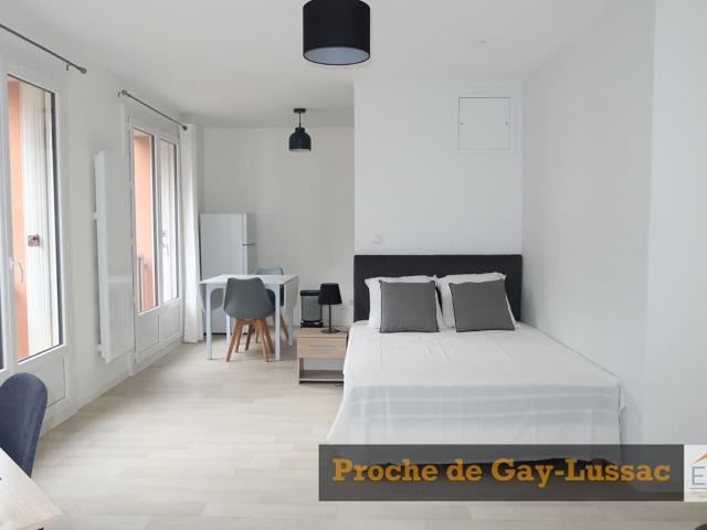 Location Appartement Place des Charentes, Limoges