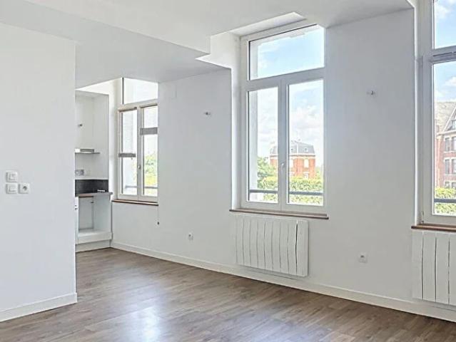 Location Appartement Place des Acacias, Valenciennes