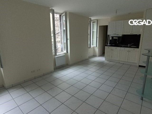 Location Appartement Place des Bughes, Clermont Ferrand
