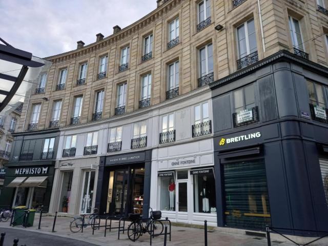 Location Appartement Place des Grands Hommes, Bordeaux