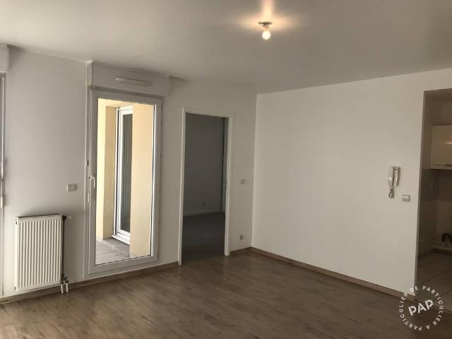 Location Appartement Place des Hauts Tilliers, Gennevilliers