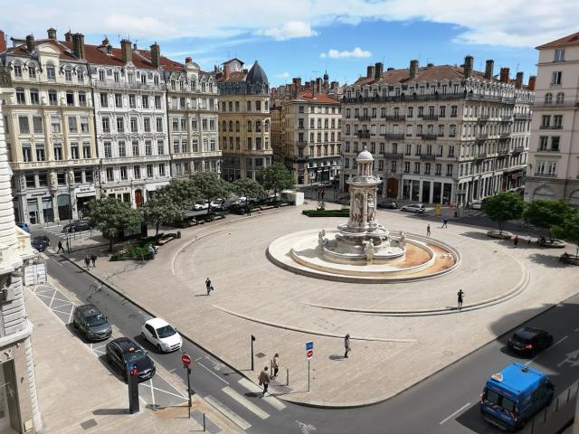 Location Appartement Place des Jacobins, Lyon