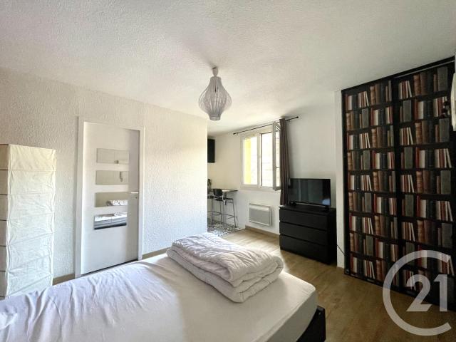 Location Appartement Place des Martyrs de la Résistance, Bordeaux