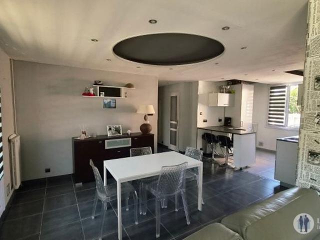 Location Appartement Place des Tilleuls, Eybens
