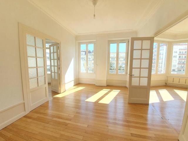 Location Appartement Place Doyen Gosse, Grenoble