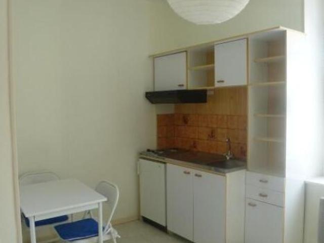 Location Appartement Place Drouet d'Erlon, Reims