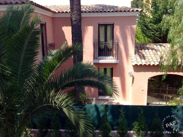 Location Appartement Place du 11 Novembre, Cagnes sur Mer