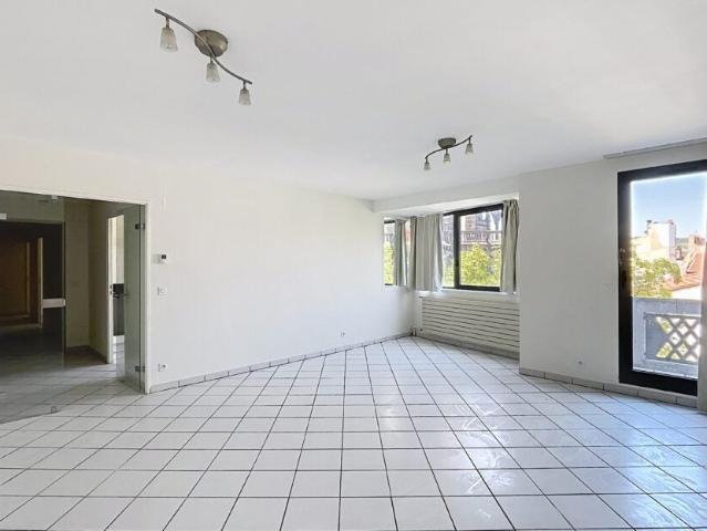 Location Appartement Place du Terrail, Clermont Ferrand