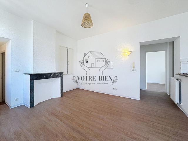 Location Appartement Place du Terreau, Manosque