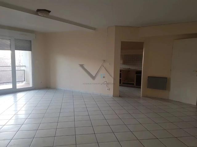 Location Appartement Place du Théatre, Montélimar