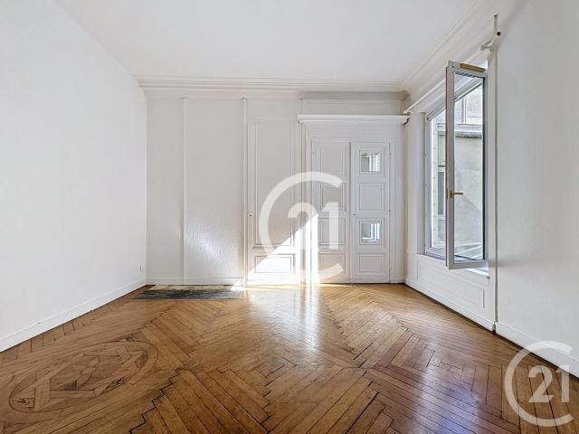 Location Appartement Place du Vieux Marché, Rouen