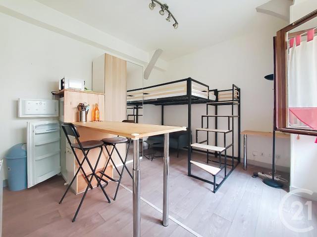 Location Appartement Place du Vieux Marché, Rouen