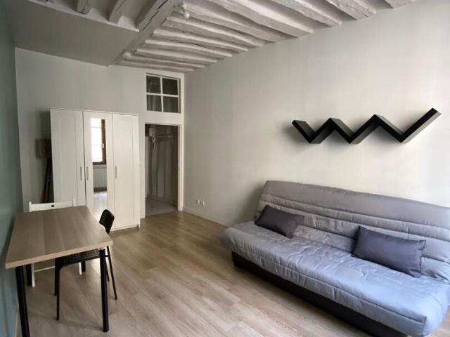 Location Appartement Place du Vieux Marché, Rouen