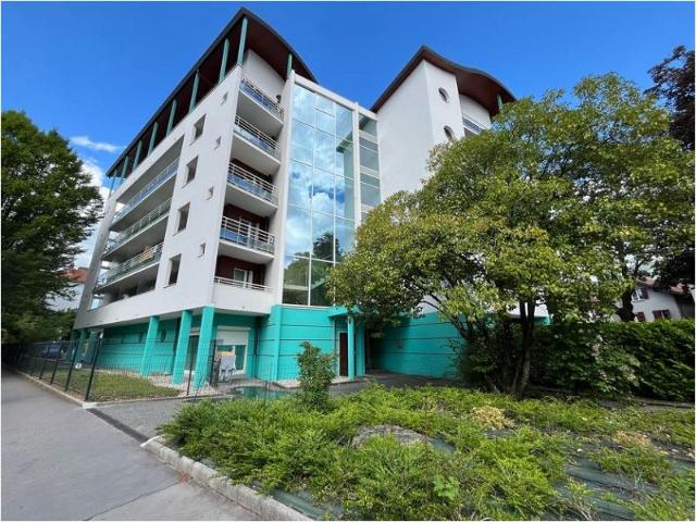 Location Appartement Place du Château, Annecy