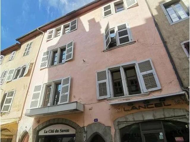 Location Appartement Place du Château, Annecy