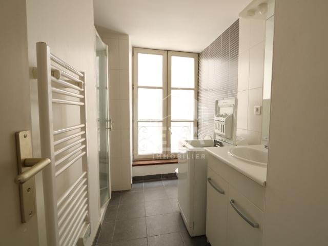 Location Appartement Place du Châtelet, Orléans