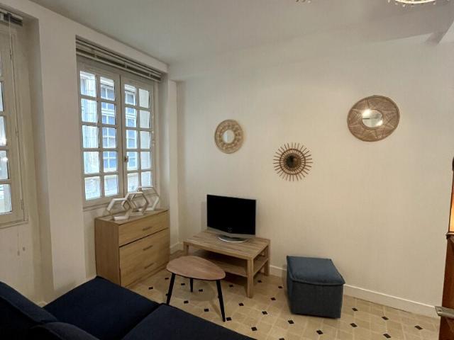 Location Appartement Place du Châtelet, Orléans