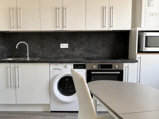 Location Appartement Place du Champgil, Clermont Ferrand