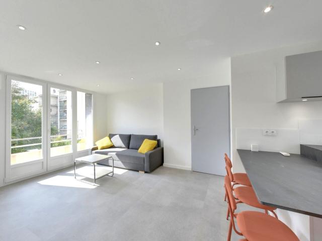Location Appartement Place du Charmeyran, La Tronche