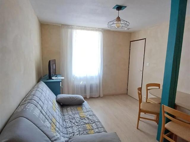 Location Appartement Place du Foirail, Argelès Gazost