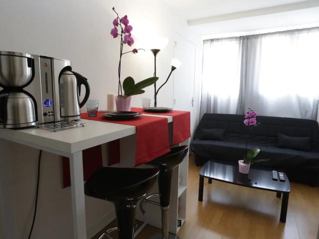 Location Appartement Place du Général Kœnig, Paris