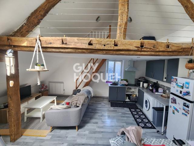 Location Appartement Place du Général Leclerc, Neuville aux Bois