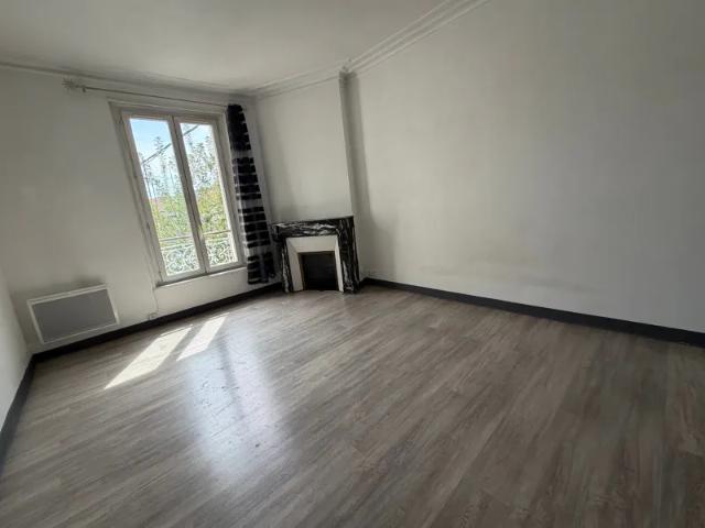 Location Appartement Place du Marché, Coulommiers