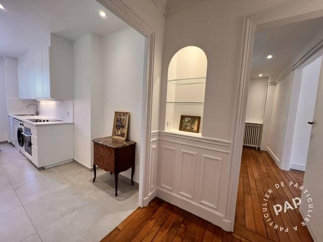 Location Appartement Place du Maréchal de Lattre de Tassigny, Paris