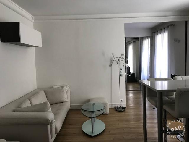 Location Appartement Place du Maréchal de Lattre de Tassigny, Paris