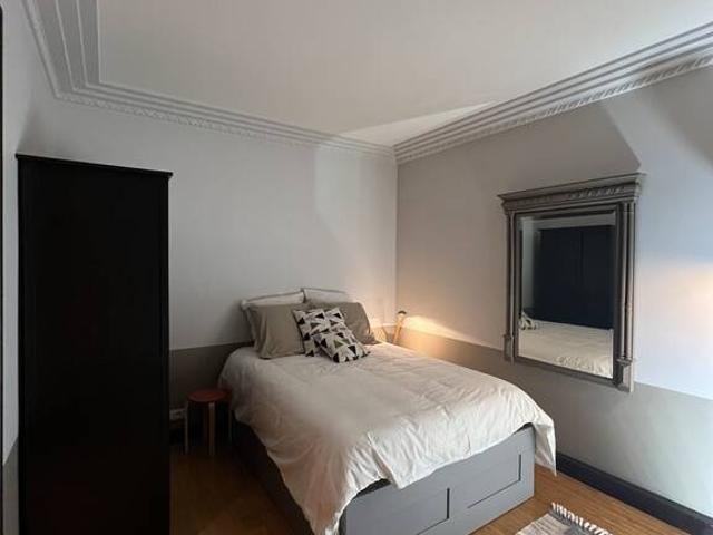 Location Appartement Place du Maréchal de Lattre de Tassigny, Paris