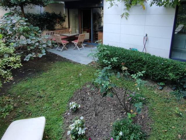 Location Appartement Place du Maréchal de Lattre de Tassigny, Paris