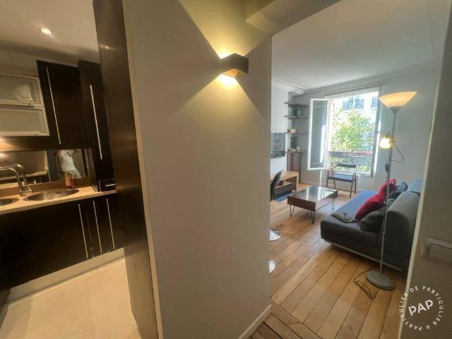 Location Appartement Place du Maréchal de Lattre de Tassigny, Paris