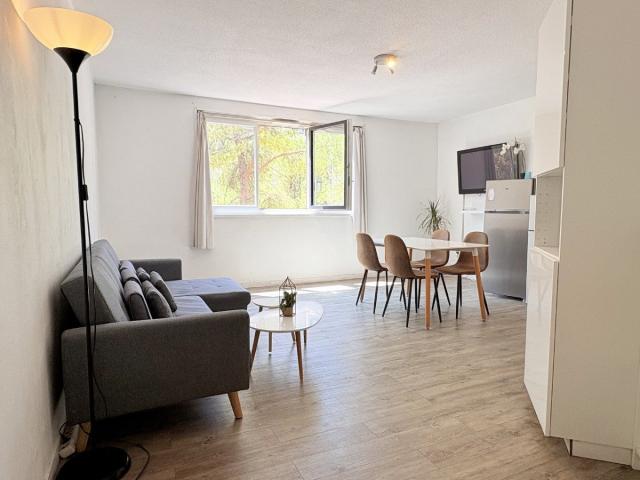 Location Appartement Place du Millénaire, Montpellier