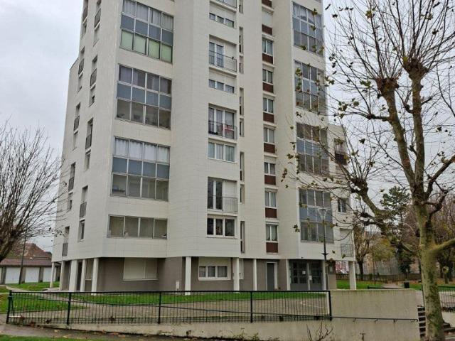 Location Appartement Place du Mont Saint Loup, Les Noës près Troyes