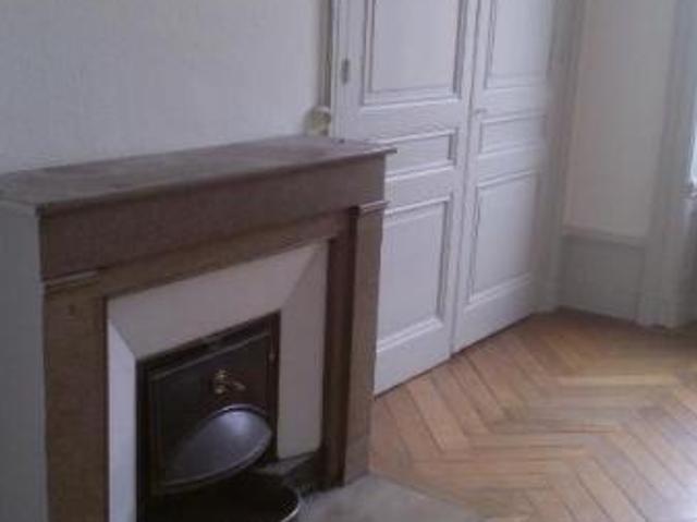 Location Appartement Place du Peuple, Saint Étienne