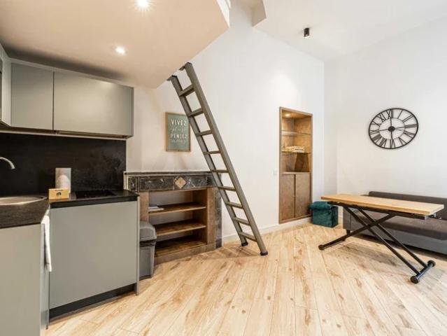 Location Appartement Place Garibaldi, Nice