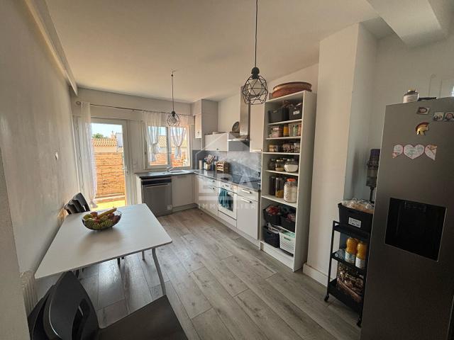 Location Appartement Place Jean Moulin, Perpignan