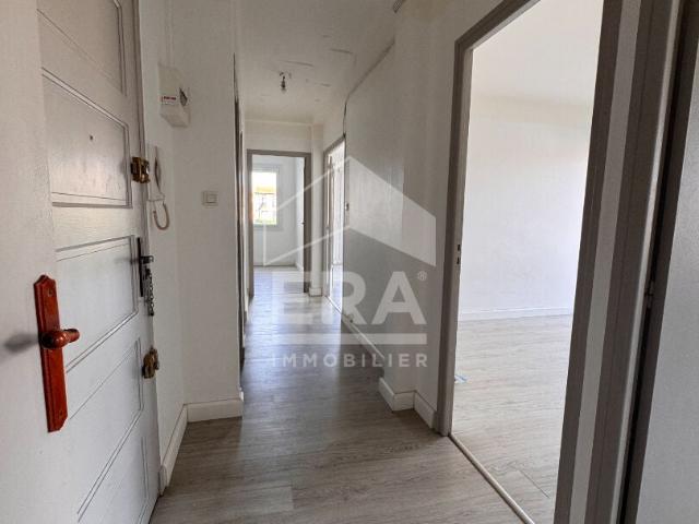 Location Appartement Place Jean Moulin, Perpignan