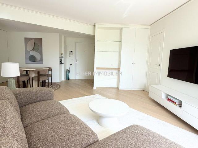 Location Appartement Rue Dosne, Paris
