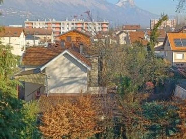 Location Appartement Place Karl Marx, Saint Martin d'Hères