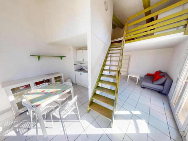 Location Appartement Place Léo Degrully, Montpellier