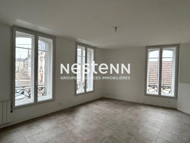 Location Appartement Place Louis Veuillot, Boynes