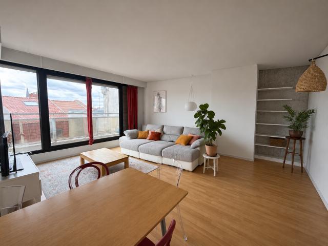 Location Appartement Place Louise de Bettignies, Lille