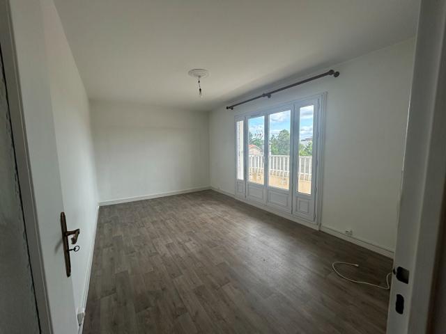 Location Appartement Place Mondésir, Bordeaux