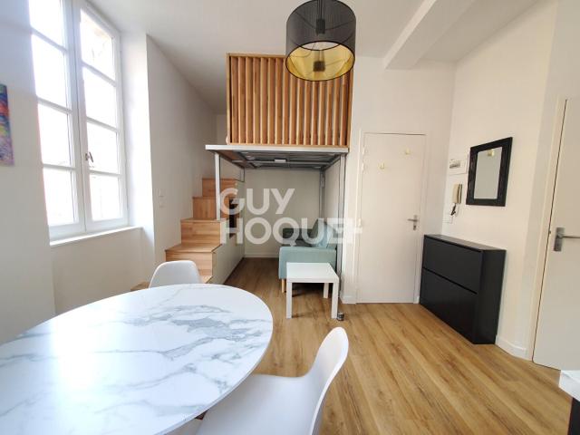 Location Appartement Place Monseigneur Mignot, Albi