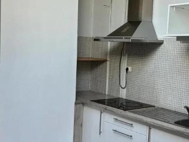 Location Appartement Place Nansouty, Bordeaux