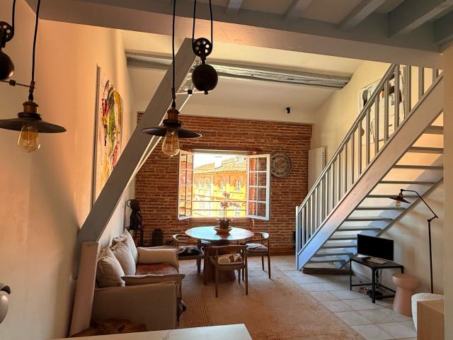 Location Appartement Place Nationale, Montauban