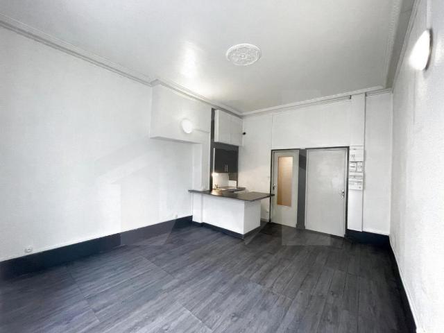 Location Appartement Place Paul Vallier, Grenoble